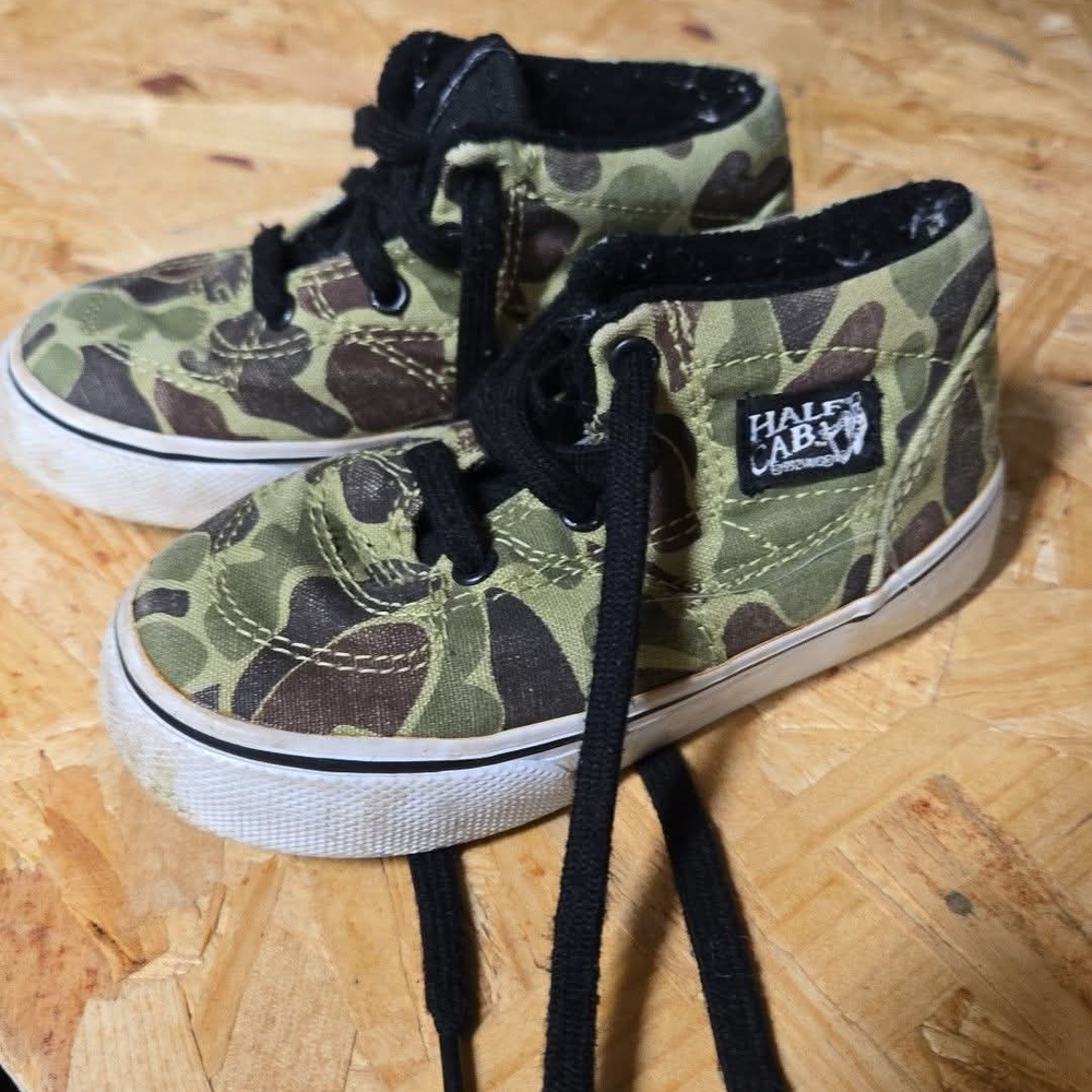 Vans Kids Green and Brown Camouflage Sneakers